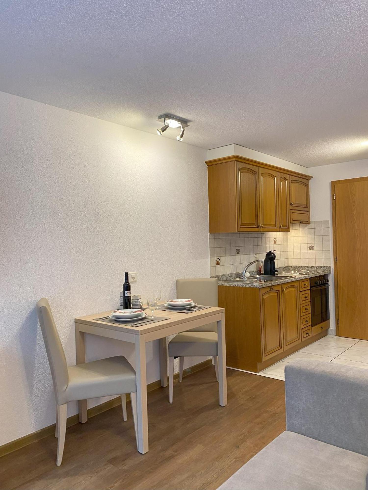 Apartments Arcadia Saas-Grund Ngoại thất bức ảnh